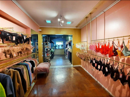 Casa / Local Comercial En Venta En Vitacura