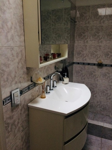 Imagen 6 de 13 de Casa Ph Al Frente De 3 Ambientes En Venta - Moron Norte