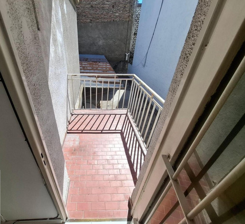 Departamento En Venta - 1 Dormitorio 1 Baño - Ramos Mejía