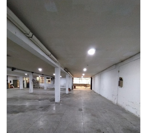 Imagen 2 de 17 de Edificio Comercial La Candelaria Fog-101 Marisol Castro 0424-4923040