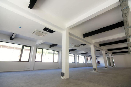 65 E/4y5 - Oficina En Venta La Plata
