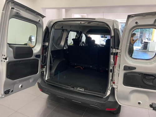Imagen 7 de 25 de Renault Kangoo Confort 5a Diesel - Stock Disponible (juan)