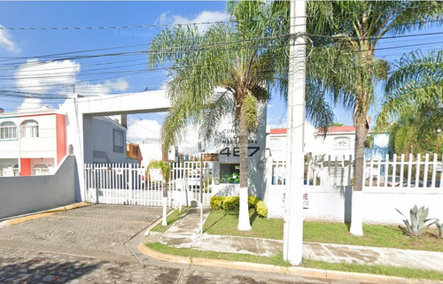 Casa En Remate Bancario Ubicada En Privada En C. Morelos, Zapopan, Jal. Sk04