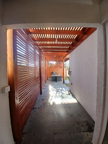 Mejor Sector Pedro Fontova. Casa 4 Dormitorios 4 Baños Dueño