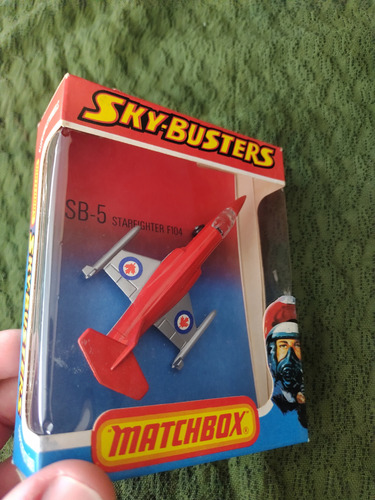 Avión Sb-2 Starfighter F-104 , Matchbox Skybuster 1:128 Rojo (Usado)