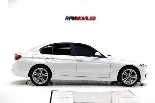 Bmw 320i 2.0t At 2017 Rpm Moviles