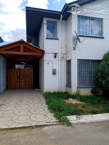 Casa En Venta De 2 Dorm. En Lampa