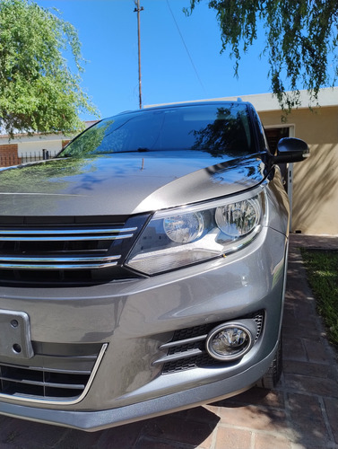 Volkswagen Tiguan 2.0 Sport & Style Tsi 200cv