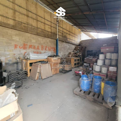 Se Vende Terreno Con Galpón - Cagua - Aragua