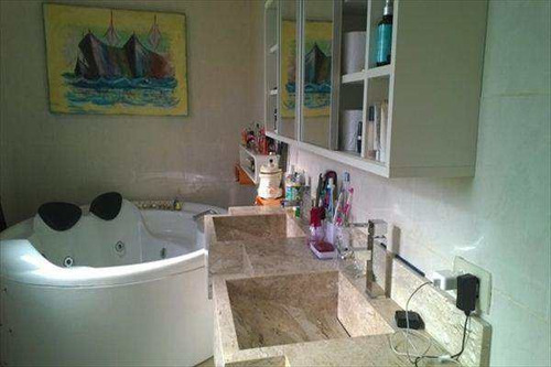 Sobrado 3 Dorms/1ste/6vgs - Jd. Londrina R$ 1.450.000 Ref. 504 - V504
