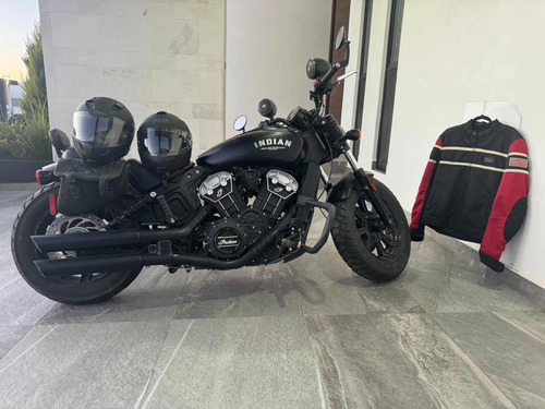 Motocicleta Tipo Chopper, Color Negra