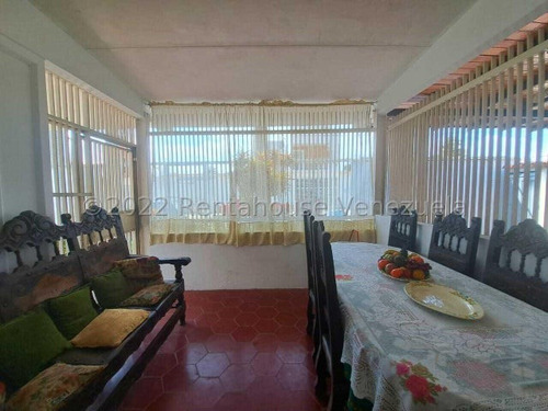 Imagen 7 de 30 de Casas Venta Barici Cercano A Centros Comerciales Y Principales Vias De Acceso De La Ciudad Barquisimeto Lara