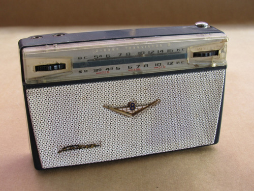 Radio Sharp Model Bx