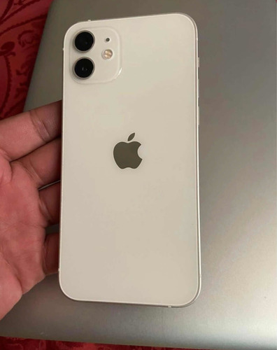 iPhone 12 (Usado)