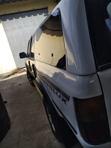 Toyota Hilux 3.0 D/cab 4x2 D Srv 2004