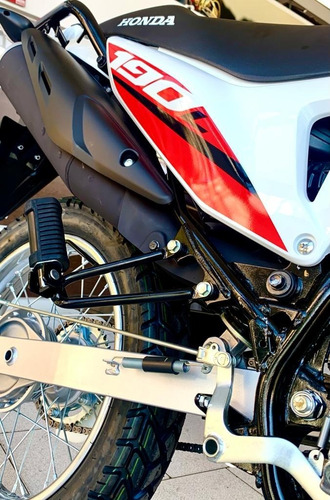 Imagen 6 de 17 de Honda Xr190l Enduro Conquista Todos Los Terrenos En Genamax!