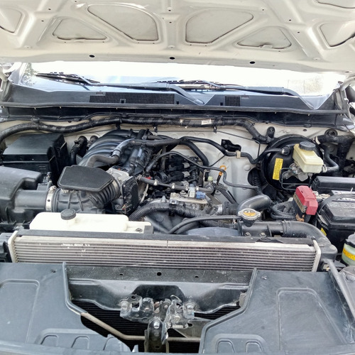Nissan NP300 2.5 Pick-up Dh Mt