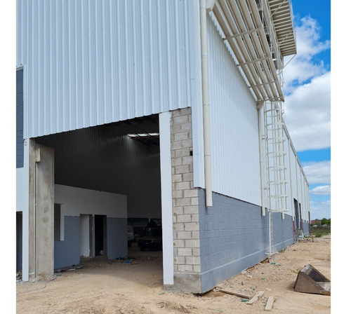 Imagen 4 de 23 de Nave Industrial 2000 M2 A Estrenar
