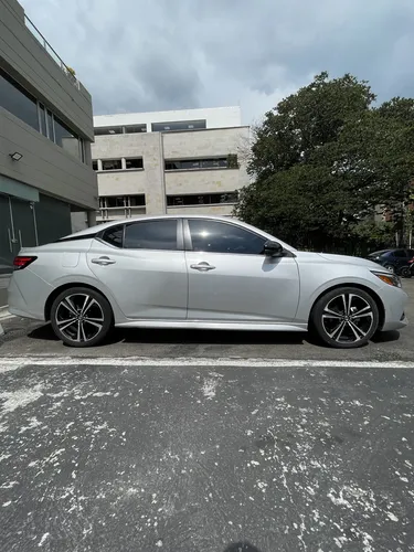 Nissan Sentra 2023 Automatico