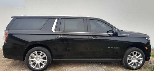 Imagen 4 de 13 de Chevrolet Suburban High Country 6.2