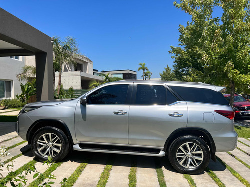 Imagen 12 de 12 de Toyota Sw4 2019 2.8 Srx 177cv 4x4 7as At