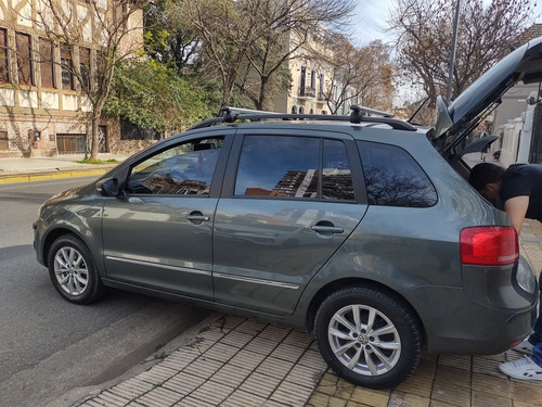 Imagen 2 de 13 de Volkswagen Suran 2013 1.6 Imotion Highline