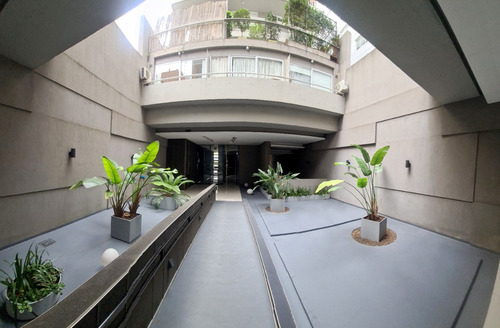 Dorrego 2400 Y Av. Cabildo. Torre Hollywood. Piso 6 Al Frente Con Vista Abierta. 2 Ambientes. 53 M2. Balcón Corrido Cochera Fija Y Cubierta. Amenities: Pileta Con Deck. Solarium. Terraza Con Parrilla.