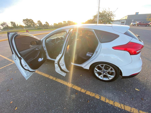 Ford Focus Iii 2.0 Se Plus Mt 2016