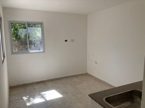 Imagen 2 de 8 de Se Vende Dúplex 2 Dormitorios Guadalupe Oeste