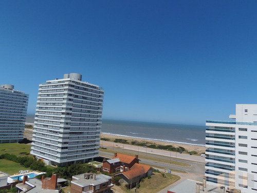Imagen 13 de 30 de Apartamento En Punta Del Este, Brava