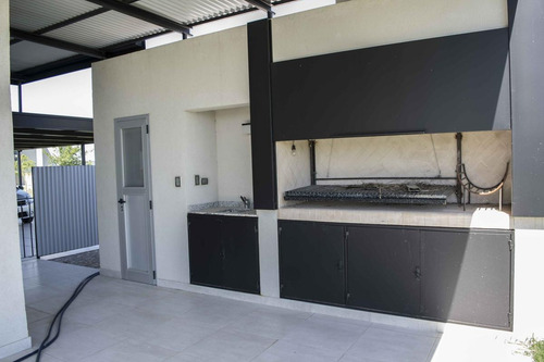 Imagen 28 de 30 de Casa En Venta 3 Ambientes El Cantón Maschwitz
