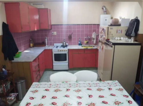 Casa En Villa Del Parque Con Facilidades