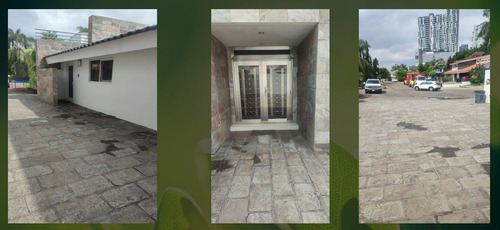 Casa De Lujo En Venta En Zapopan Jalisco Sk02