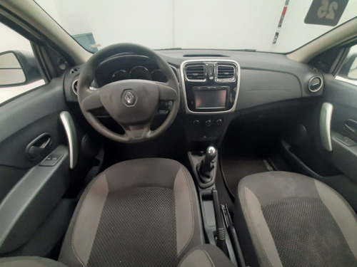 Imagen 14 de 25 de Renault New Sandero Expression 1.6 5p 2018 Dqk633