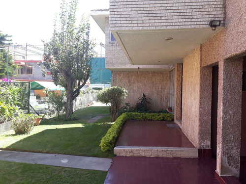 Imagen 11 de 14 de Vende Casa En Toriello Guerra . Amplia E Iluminada