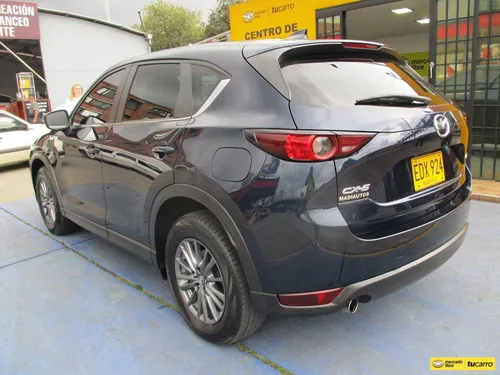 Mazda CX-5 TOURING 4X2 2000CC AT AA