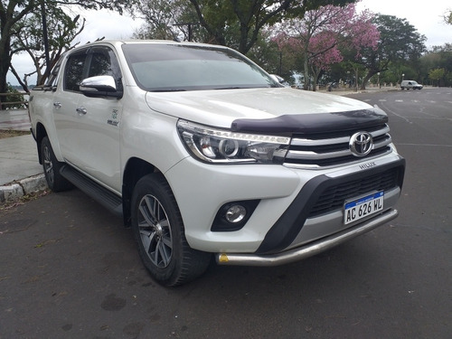 Imagen 8 de 9 de Toyota Hilux 2018 2.8 Cd Srx 177cv 4x4 Inmaculada Permuto