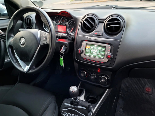 Imagen 12 de 14 de Alfa Romeo Mito