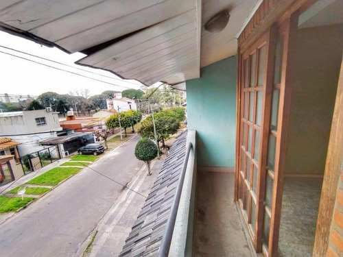 Imagen 18 de 23 de Triplex 3amb Patio Garaje