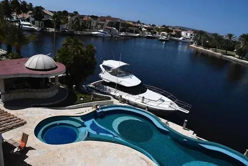 Villa En Alquiler Vacacional