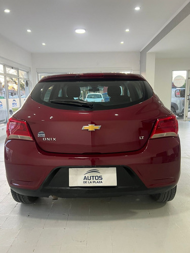 Chevrolet Onix 1.4 Lt 98cv