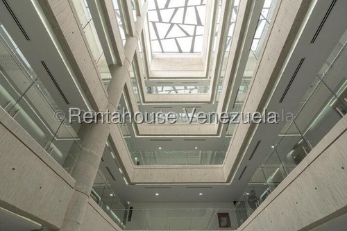 Nv Espléndida Oficina En Venta En Los Pomelos 25-18919