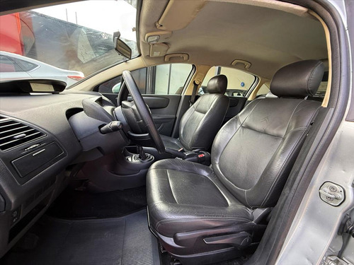 Citroën C4 1.6 GLX 16V FLEX 4P MANUAL