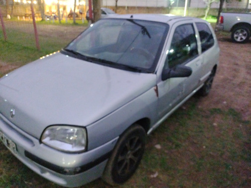 Renault Clio 1.6 Rl Aa