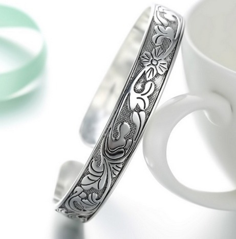 Brazalete Grabado Flor De Vid Ciruelo Cromada Plata 925