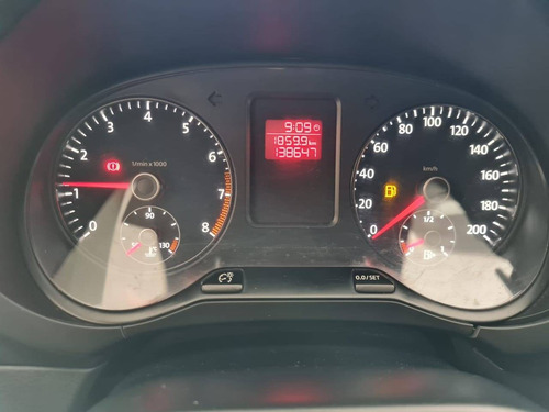 Imagem 9 de 10 de Volkswagen Fox 1.0 Mi Trend 8v Flex 4p Manual