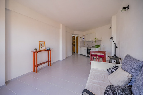 Departamento Monoambiente En Venta En Morón, G.b.a. Zona Oeste, Argentina