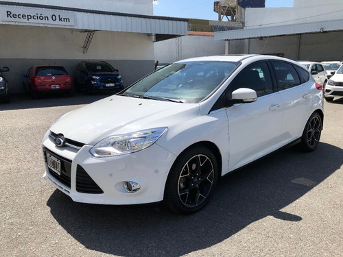 Ford Focus Titanium 2.0 5p Mt 2014 Mm