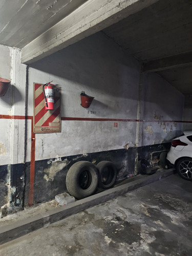 Alquiler Garage Estacionamiento Cochera Pb Portón Automático