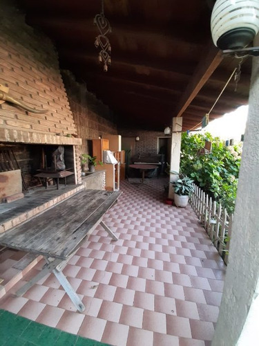 Imagen 9 de 11 de Permuta - Casa Americana Ideal 2 Familias - Moron Norte